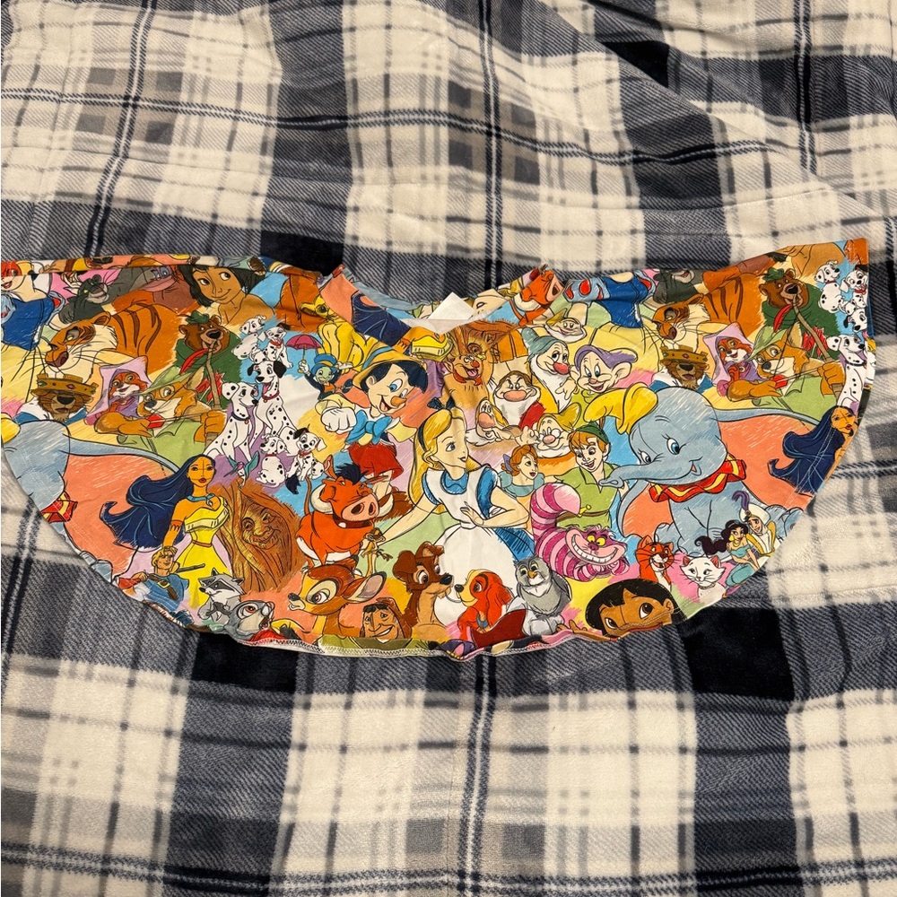 Wild Rich Kids Disney skirted Leo